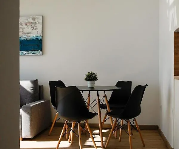 Beachfront Apartament Malaga